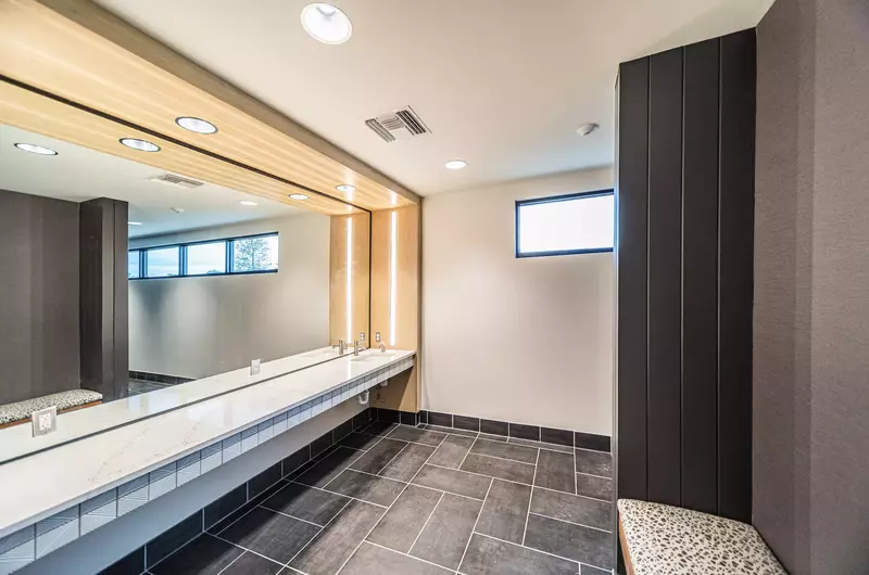 Luxury Shower FireFly Resort