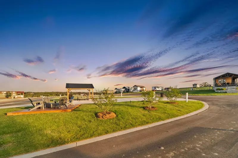 Executive Site FF 106