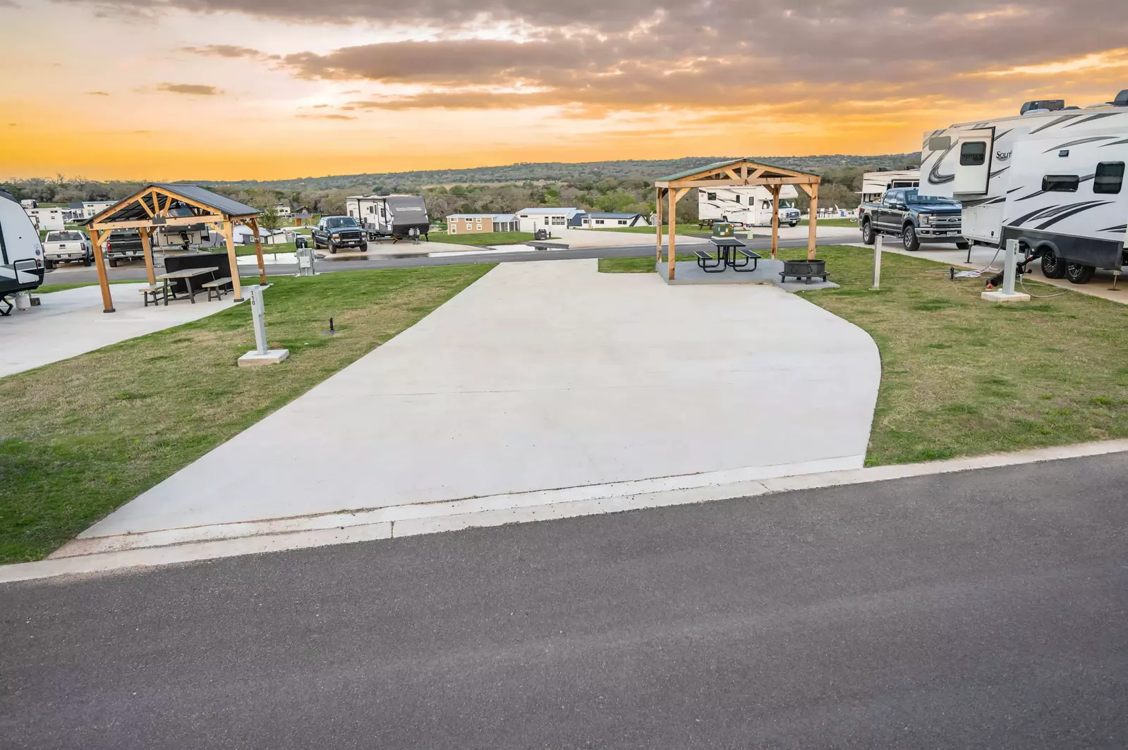 Executive Site FF 110