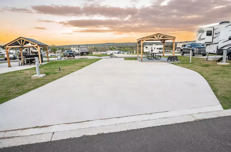 Executive Site FF 110