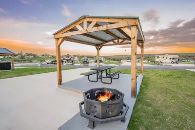 Executive Site FF 110