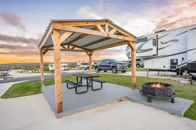 Executive Site FF 110