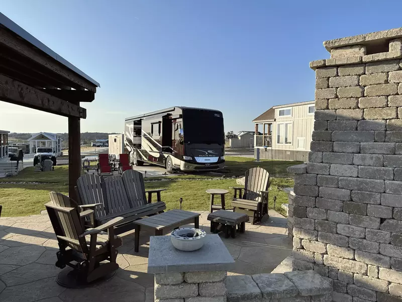 Executive Site FF 078