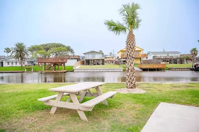 Premium Montego Cove - 5