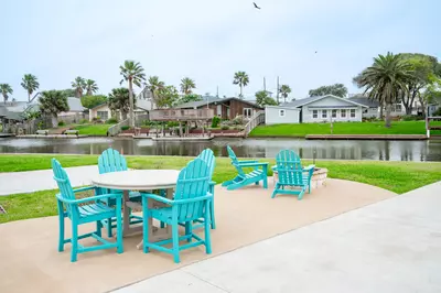 Executive Montego Cove - 8