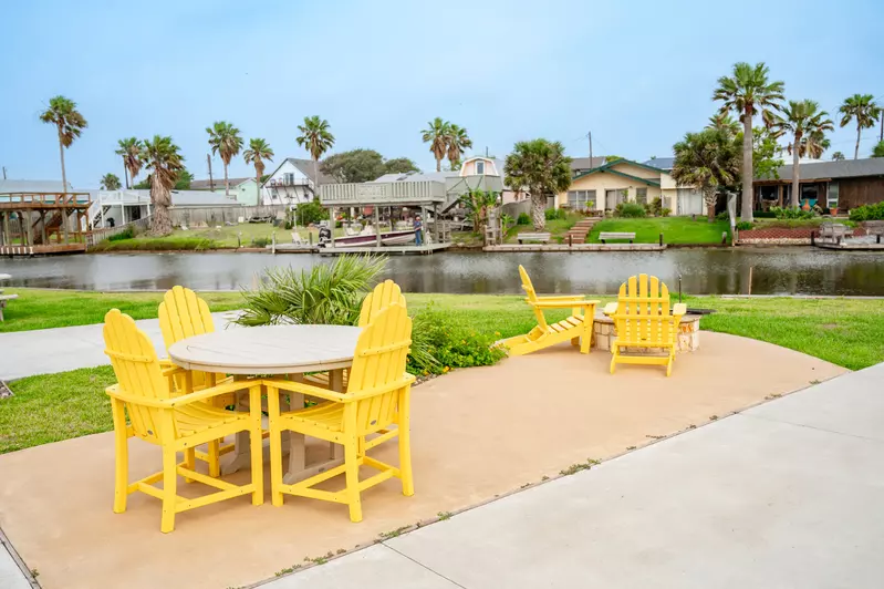 Executive Montego Cove - 11