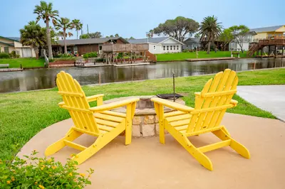 Executive Montego Cove - 11