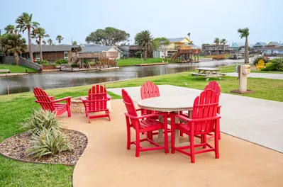 Executive Montego Cove - 13