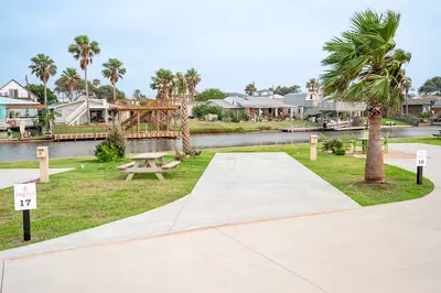 Premium Montego Cove - 17