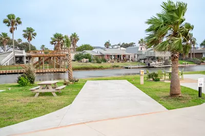 Premium Montego Cove - 17