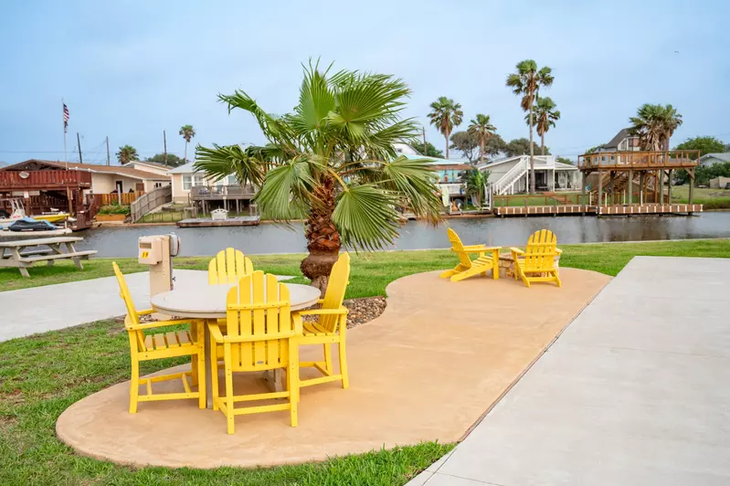 Executive Montego Cove - 18