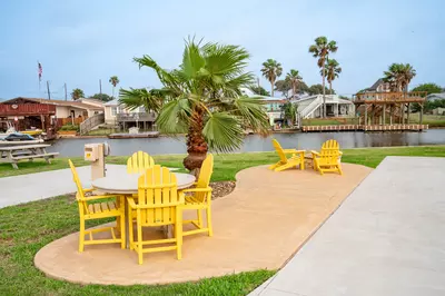 Executive Montego Cove - 18