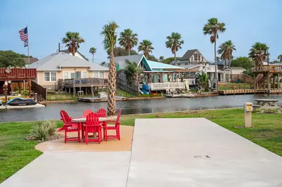 Executive Montego Cove - 21