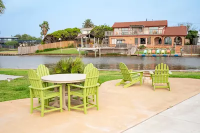 Executive Montego Cove - 25