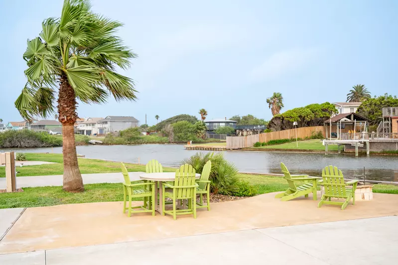 Executive Montego Cove - 25