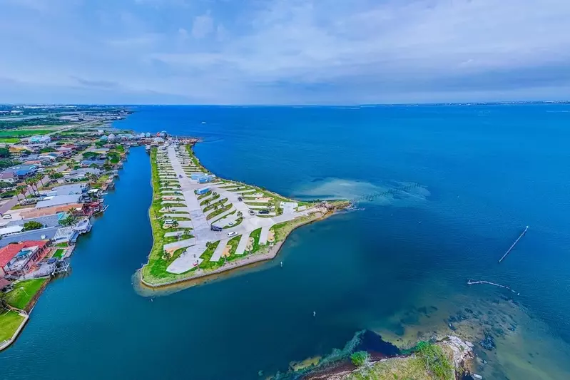 Firefly Resort - Coastal Bend