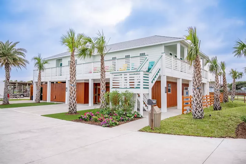 amenities_0024_clubhouse