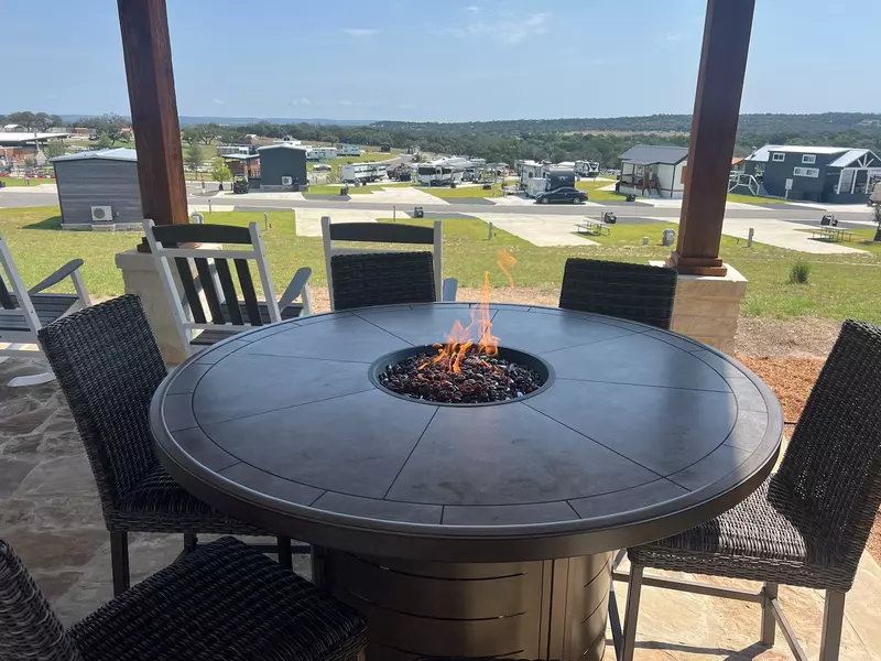 Executive Site FF 182