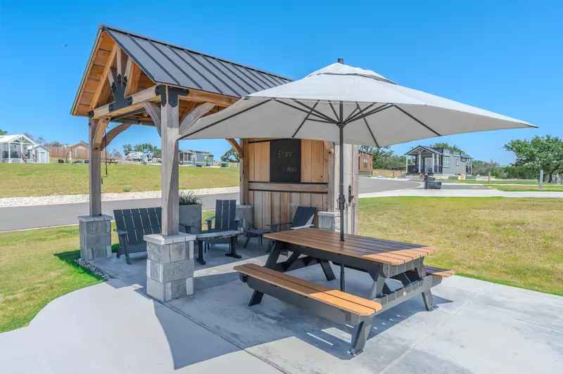 Executive Site FF 012