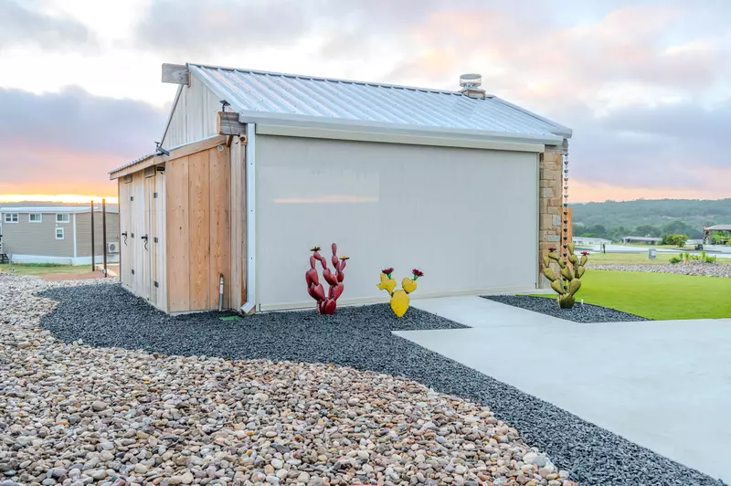 Executive Site FF 221