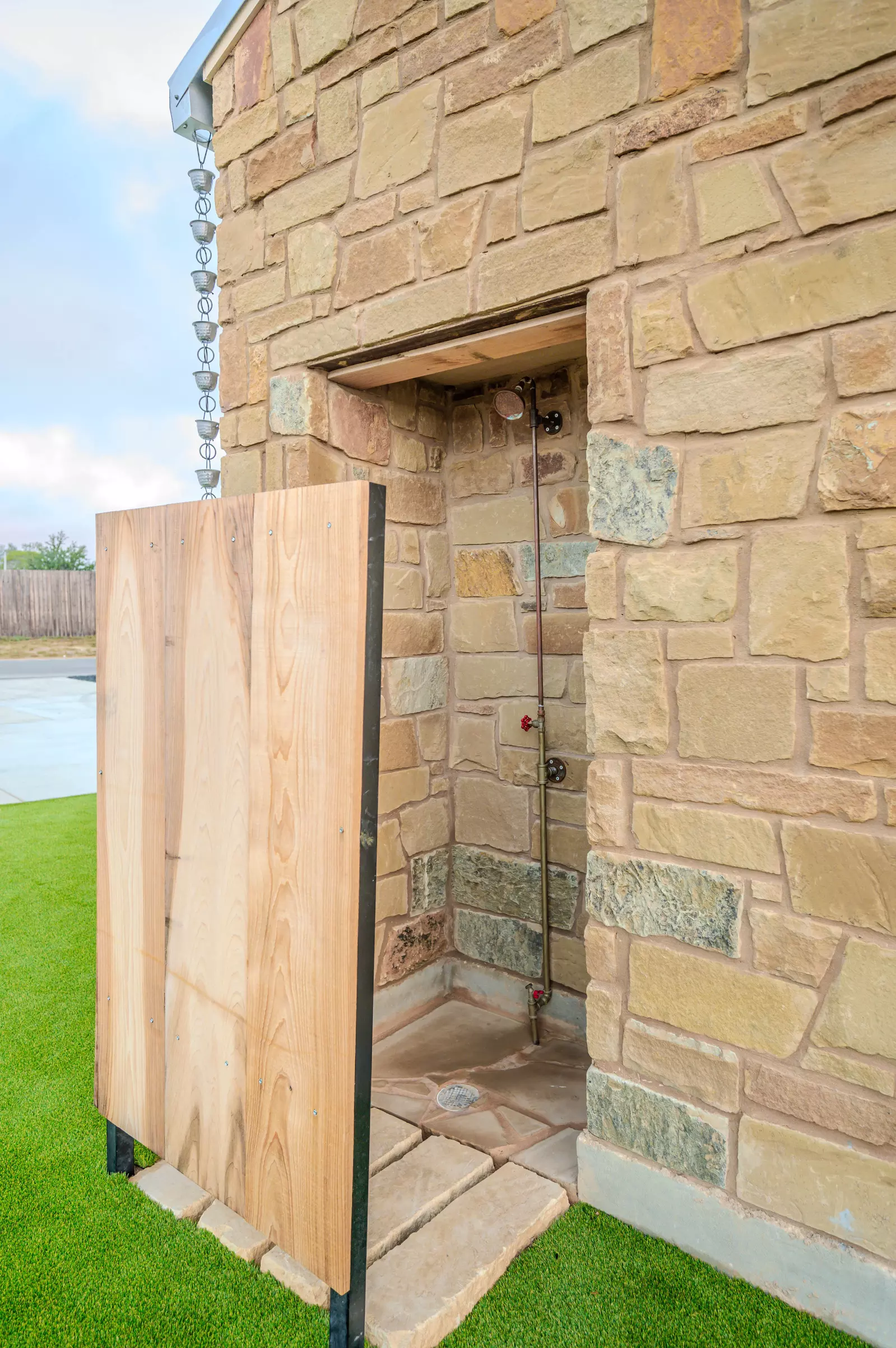 Executive Site FF 221