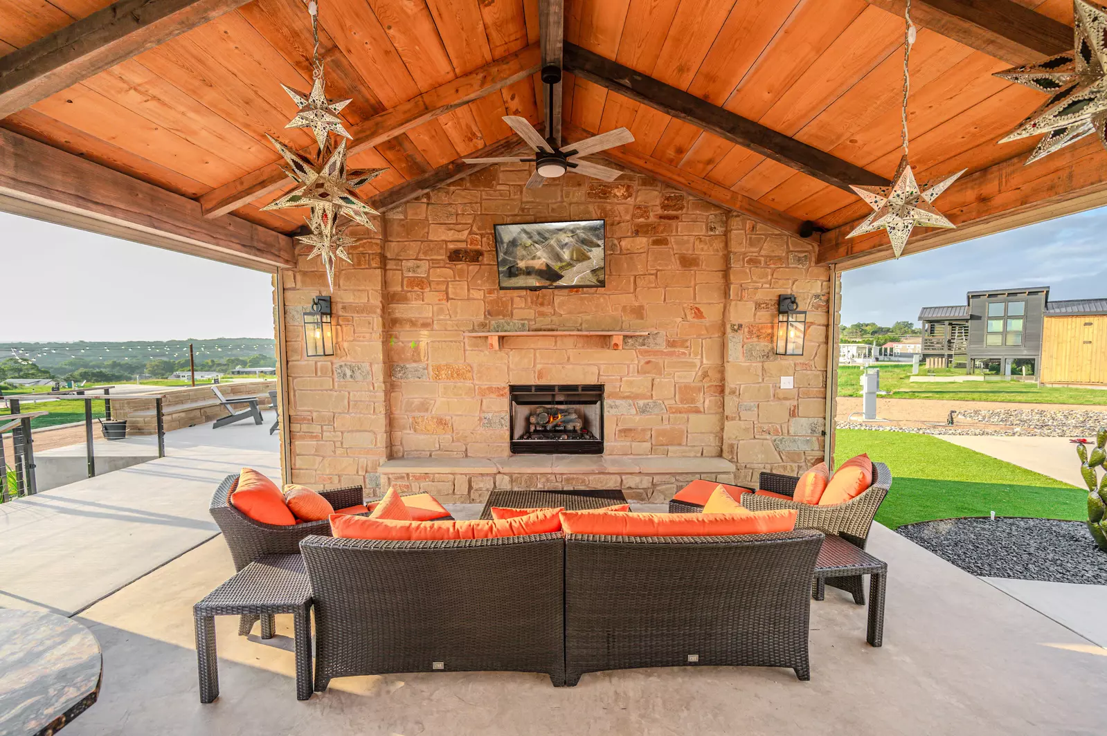 Executive Site FF 221