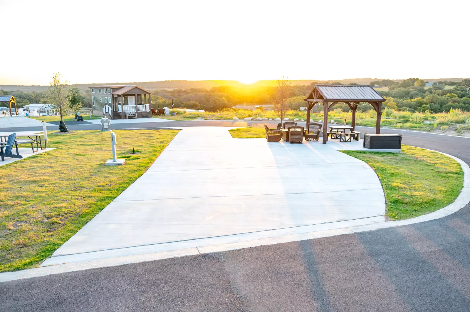 Executive Site FF 106