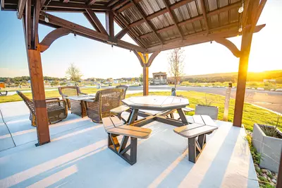 Executive Site FF 106