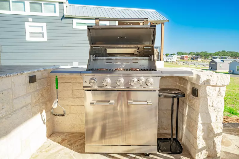 Executive Site FF 182