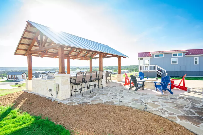 Executive Site FF 182