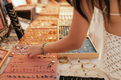 jewelry market