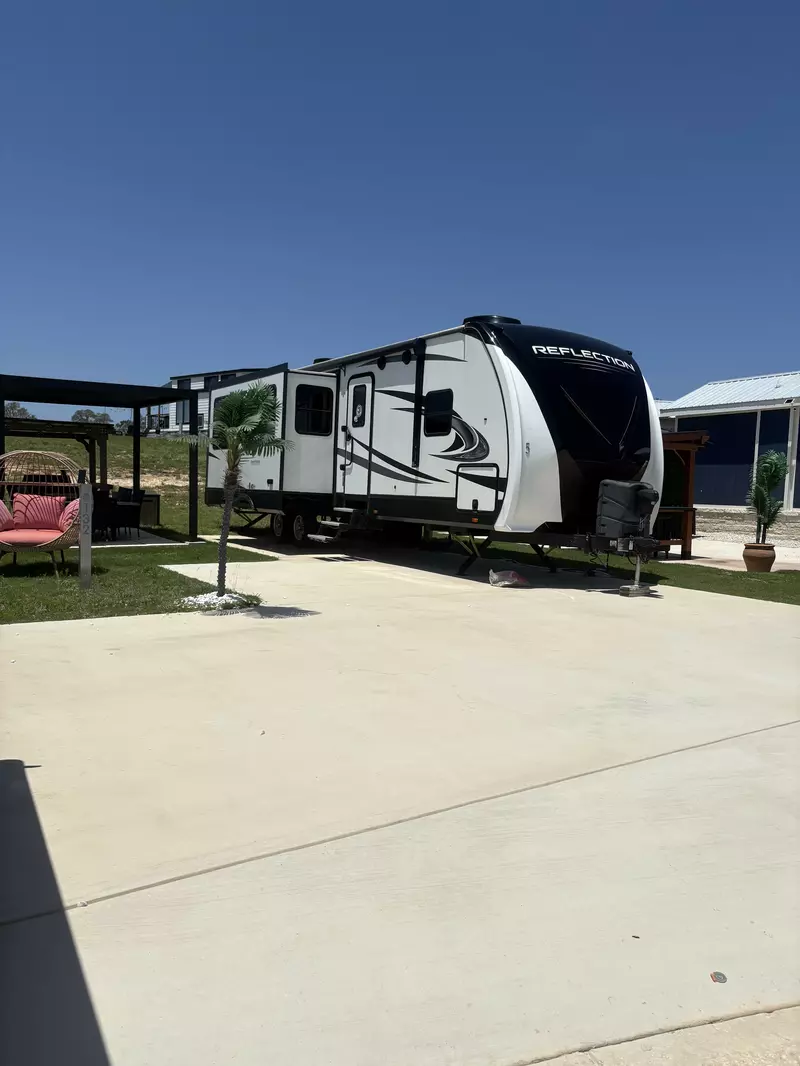RV Rental FF 132
