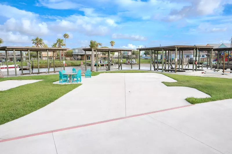 Executive Montego Cove - 1