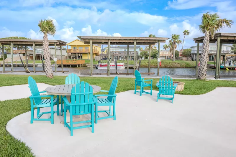 Executive Montego Cove - 1