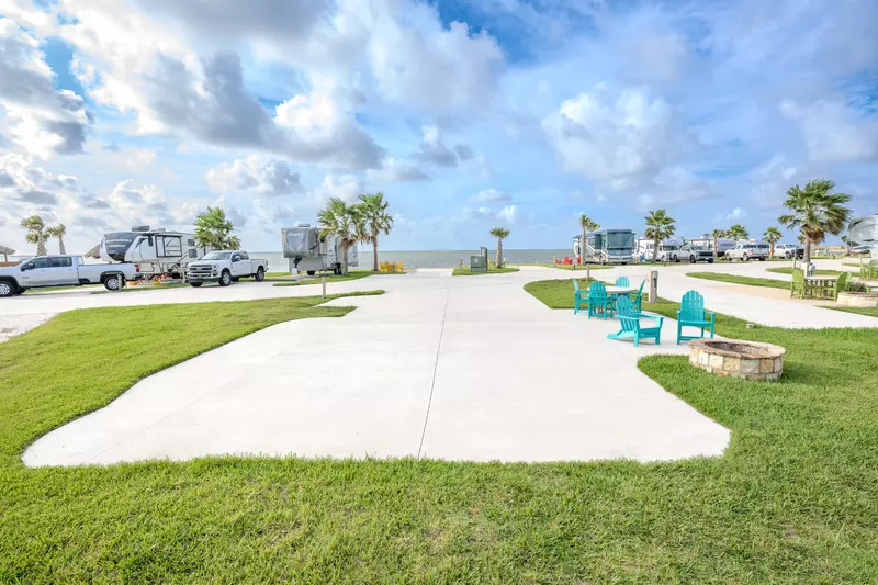 Executive Montego Cove - 1