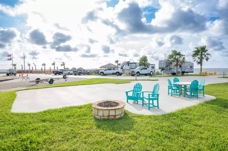 Executive Montego Cove - 1