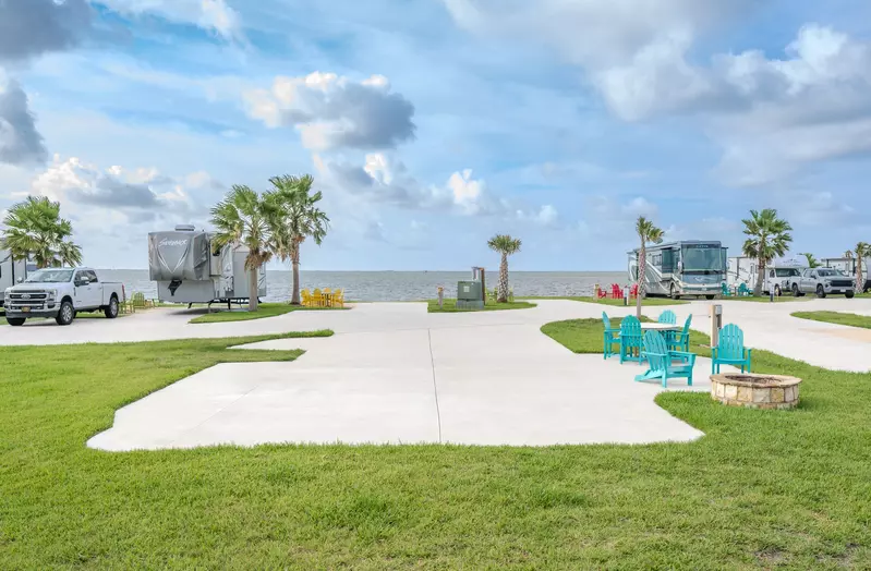 Executive Montego Cove - 1