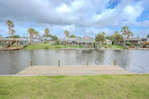 Executive Montego Cove - 14